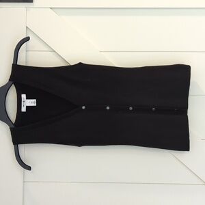 White House Black Market sleeveless  sweater blouse